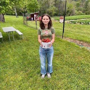 Meet your Posher, Emma